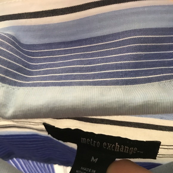 Men’s Button Down Shirt Metro Exchange Size medium - Picture 2 of 3